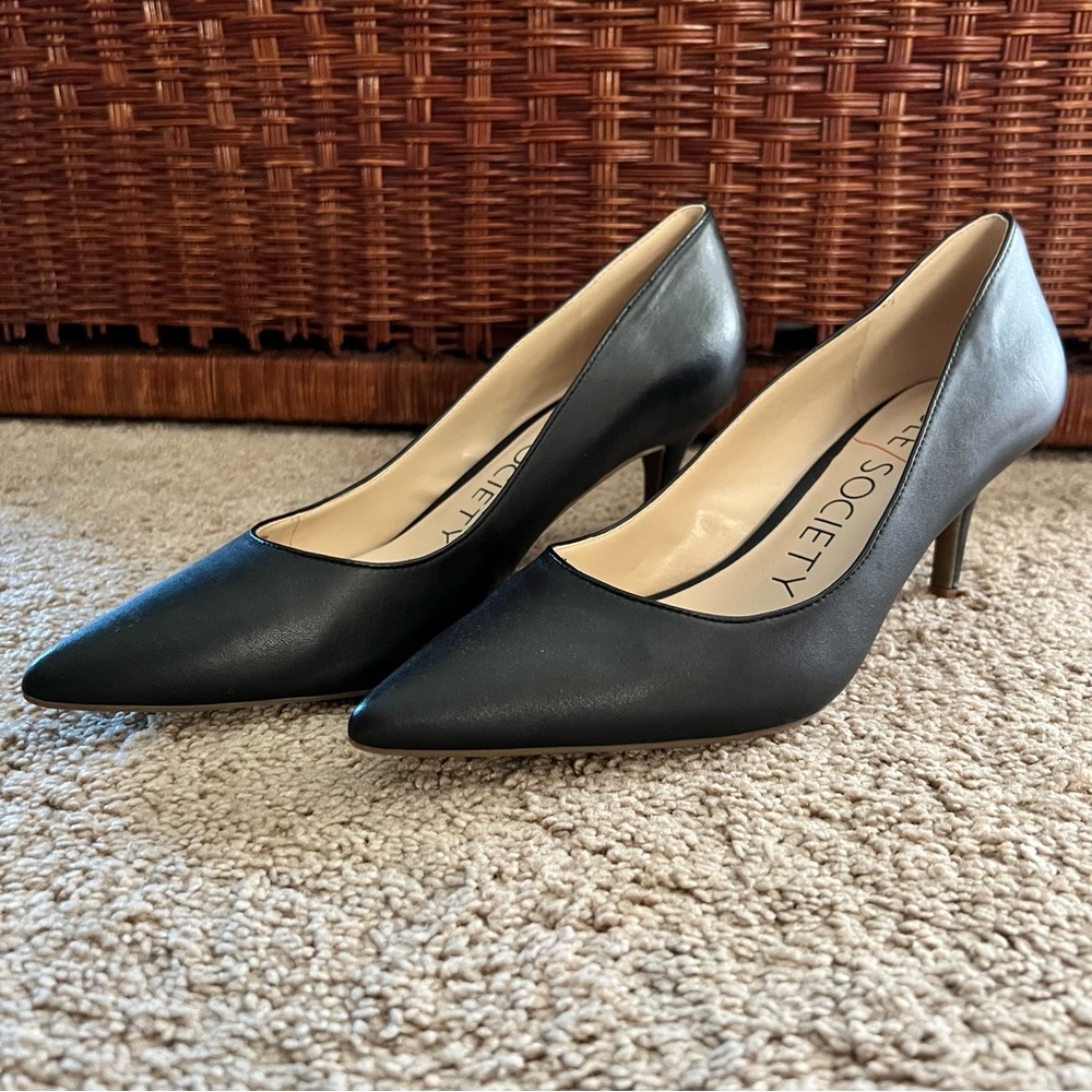 Sole Society Black Leather Pumps 9